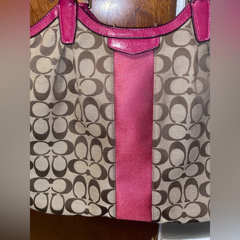 Coach large purse - Picture 3 of 9